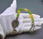 Preview: Wikinger Schlüssel mit Perlenkette in grün und gelb von Belanas Schatzkiste auf Hand