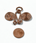 Preview: Nordischer Kettenverteiler aus Kupferdraht, handgefertigt mit Münze