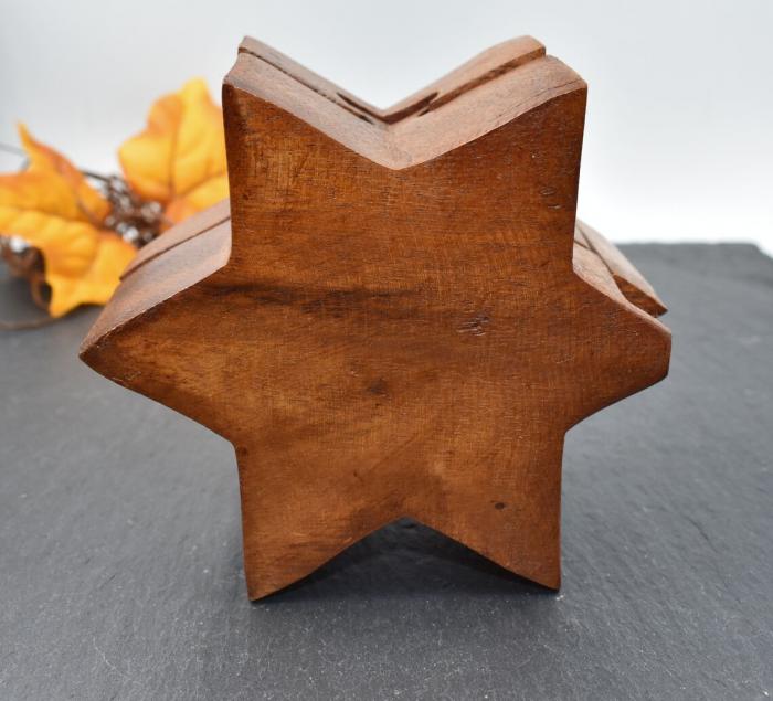 Unterseite der Stern Schatulle oder Pentagramm Box für kleine Geschenke von Belanas Schatzkiste