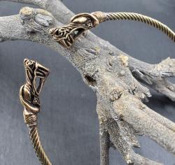 Wikinger Drachen Torque aus Bronze mit großen Drachenköpfen